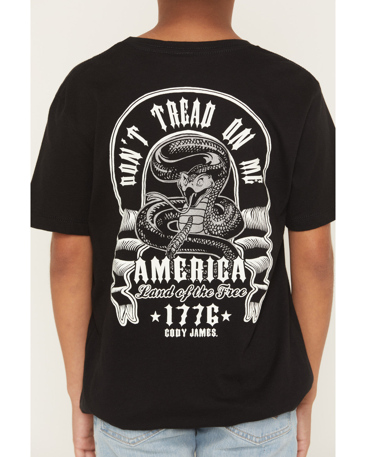 Cody James Boys' Don't Tread On Me Short Sleeve Graphic T-Shirt